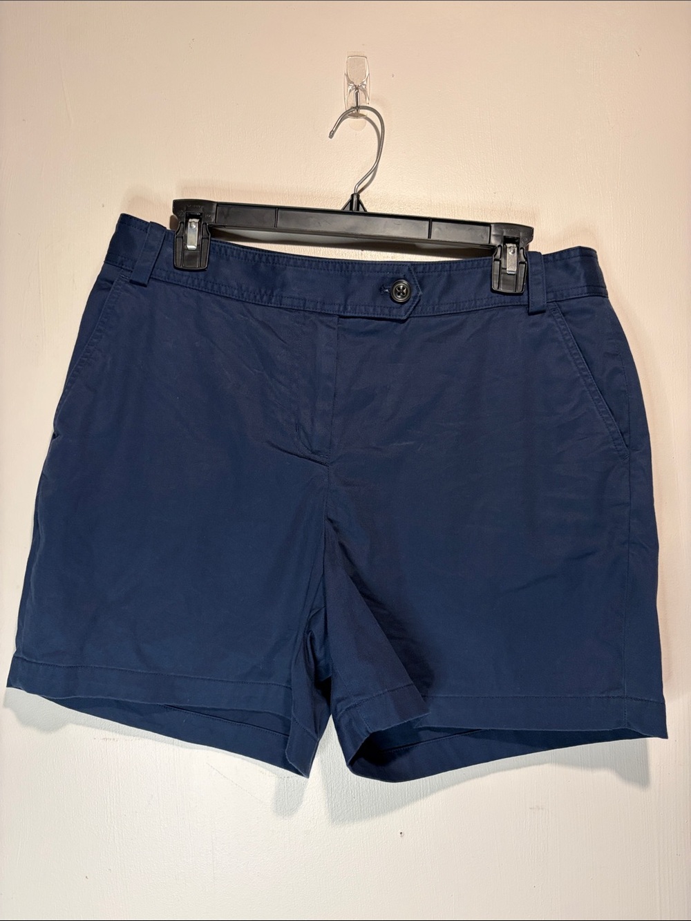 Brooks Brothers Women’s Navy Blue Chino Shorts Mid Rise Preppy Classic SZ 8